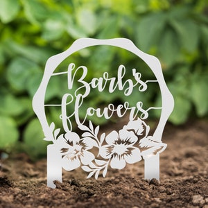Flower Bed Decoration, Personalized Metal Garden Sign with Stakes