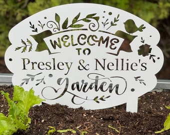 Metal Garden Sign with Stakes, Personalized Gardening Gift