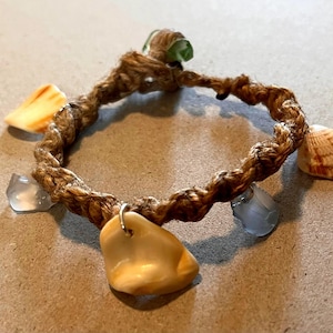 sea glass, sea shell macrame anklet