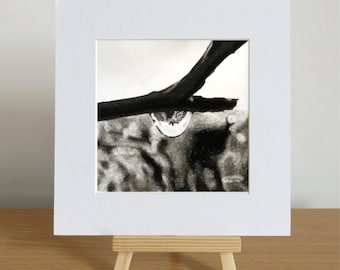 Miniatura de edição limitada assinada pela Catedral de Durham, reproduzida a partir de um desenho original a carvão.