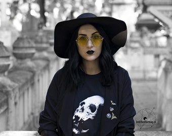 Skull print t-shirt , gothic shirt, human skull, skull art, skull print, plus size goth, halloween shirt, occult shirt, skeleton shirt