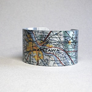 Bracelet manchette avec carte de Varsovie, Pologne : cadeau vintage pour un voyage en ville