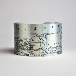 Upper Peninsula Michigan Map Bracelet, Vintage Style Cuff