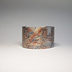 'Glacier National Park Montana Pfad Karte Armband Einzigartiges Wandern Camping Geschenk für Männer oder Frauen