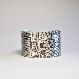 Bracelet manchette Carte de New York Quartier chinois Tribeca New York City Manhattan Cadeau de voyage unique pour homme ou femme