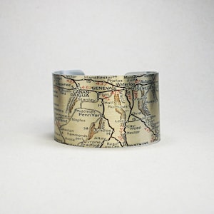Finger Lakes Region Upstate New York Map Cuff Armband Keuka Cortland Geneseo Seneca Einzigartiges Geschenk für Sie und Ihn