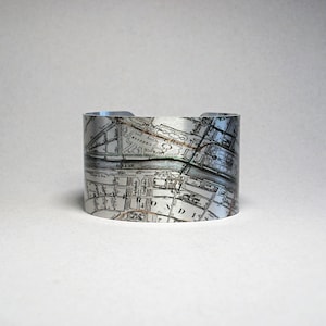 Paris Frankreich Karte Manschette Armband Einzigartiges Reiseziel Urlaubsgeschenk für Frauen oder Männer
