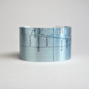 New Jersey Shore Map Cuff Bracelet: Vintage Style Aluminum Bracelet