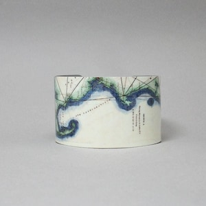 New England Coast Karte Manschette Armband Cape Cod Einzigartiges Hostessen Geschenk für Männer oder Frauen