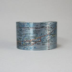 Bracelet manchette avec carte de Key West, Floride, cadeau unique pour elle ou pour lui
