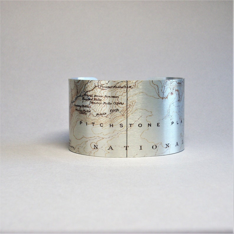 Yellowstone National Park Map Cuff Bracelet Wyoming Pitchstone Plateau Unique Waterfall Hiking Gift for Men or Women 画像 1