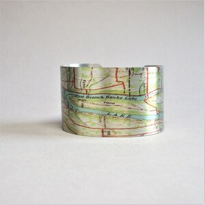 Keuka Lake New York Finger Lakes Map Cuff Bracelet Uniek cadeau voor mannen of vrouwen afbeelding 4