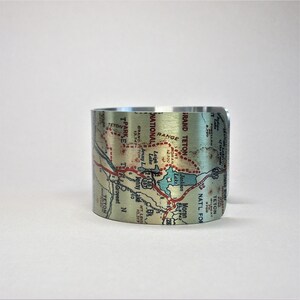Grand Teton National Park Wyoming Karte Jenny Lake Manschette Armband Einzigartiges Wandern Geschenk für Männer oder Frauen