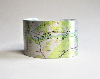 North Umpqua River Oregon Map Bracelet Unique Rafting Gift for Men or Women