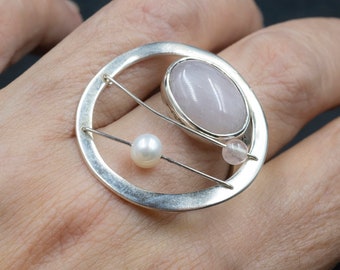 Unique Sterling Silver Ring with Rose Quartz, Designer's Gemstone Ring Gift, Rose Quartz Jewelry