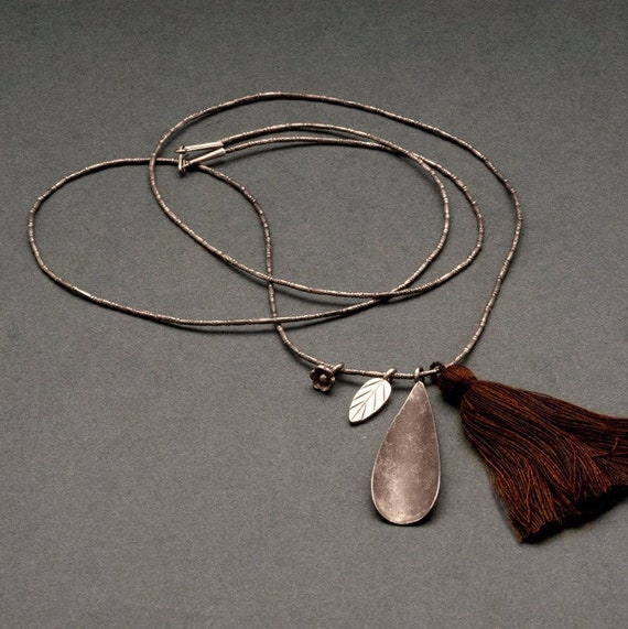Collana lunga con nappe in argento sterling con perline e ciondoli a forma di foglia e fiore, collana boho per tutti i giorni da uomo e da donna, gioielli con nappe