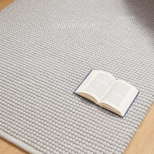 Chunky Handwoven Wool Dhurrie Rug: Grey Tones, Boho Decor