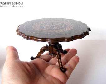 Center table (Miniature furniture for dollhouses in 1:12 scale)