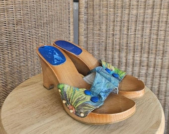 Platform Stuart Weitzman Floral Wood Clog Sandals, Boho, Y2K, 2000's Style, Summer Heel, Going Out Shoe - Size 5.5