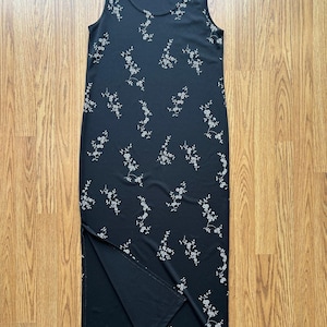 90s Black Floral Maxi Dress – Vintage Sleeveless Boho Cottagecore Sundress, Dark Romantic Summer Dress, Retro Garden Party Maxi