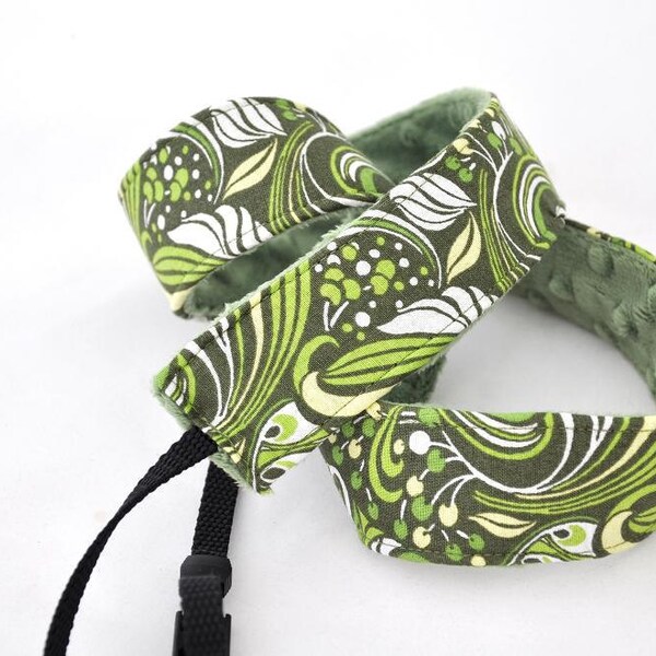 dSLR Camera Strap - Olive Retro Swirl with Moss Green Minky