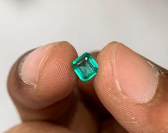 Natural Zambian Emerald – 1.00 Carat (Square Cut)