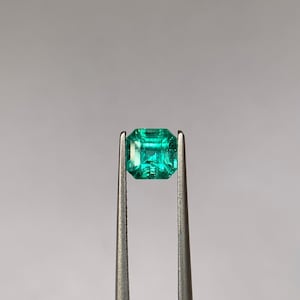 Natural Zambian Emerald – 1.13 Ct Square Cut | Vivid Green | 5.7x5.7 mm