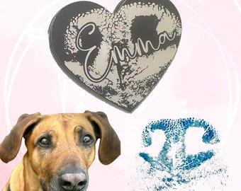 Personalized keychain with dog snout print | Engraved with name | Unique keepsake | Gift for dog lovers