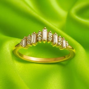 Art Deco Baguette Diamond Ring – 14K Solid Gold Stackable Elegance