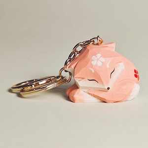Fox Schlüsselanhänger, Schlüsselanhänger aus Holz, Schlüsselanhänger für Liebhaber, Geschenk für Liebhaber, Holzanhänger, handgeschnitzter