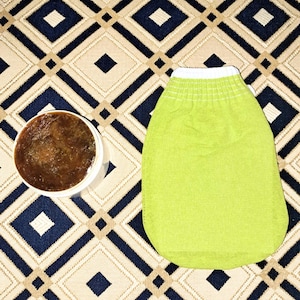 Natural Black Soap Moroccan Savon Beldi For Body Skin Care - الصابون البلدي المغربي + A Free Exfoliator Mitt