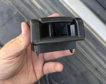 Land Rover Discovery 2 Rear Seat Release Lock Pair  X2| HWO100020CCG | 1998–2004