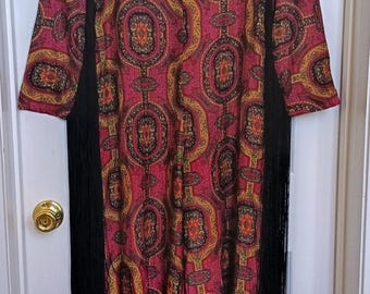 Mono corto estampado de cachemir de los años 70 con flecos negros – Talla S