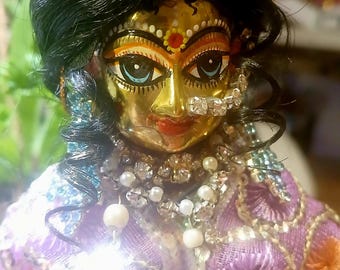 Madhuri Gopi's Custom Handmade Deity Curls für Sri Radha Gottheit Perücke Bringen schöne Vrindavan zu Ihnen nach Hause vibrierende göttlichen Charme. #47