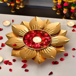 Urli Bowl for Diwali Gift Items for Home Decoration Decor - Iron Flower Shaped , Decor, Living Room, Diwali Festival Diwali Gifts (Set of 1)