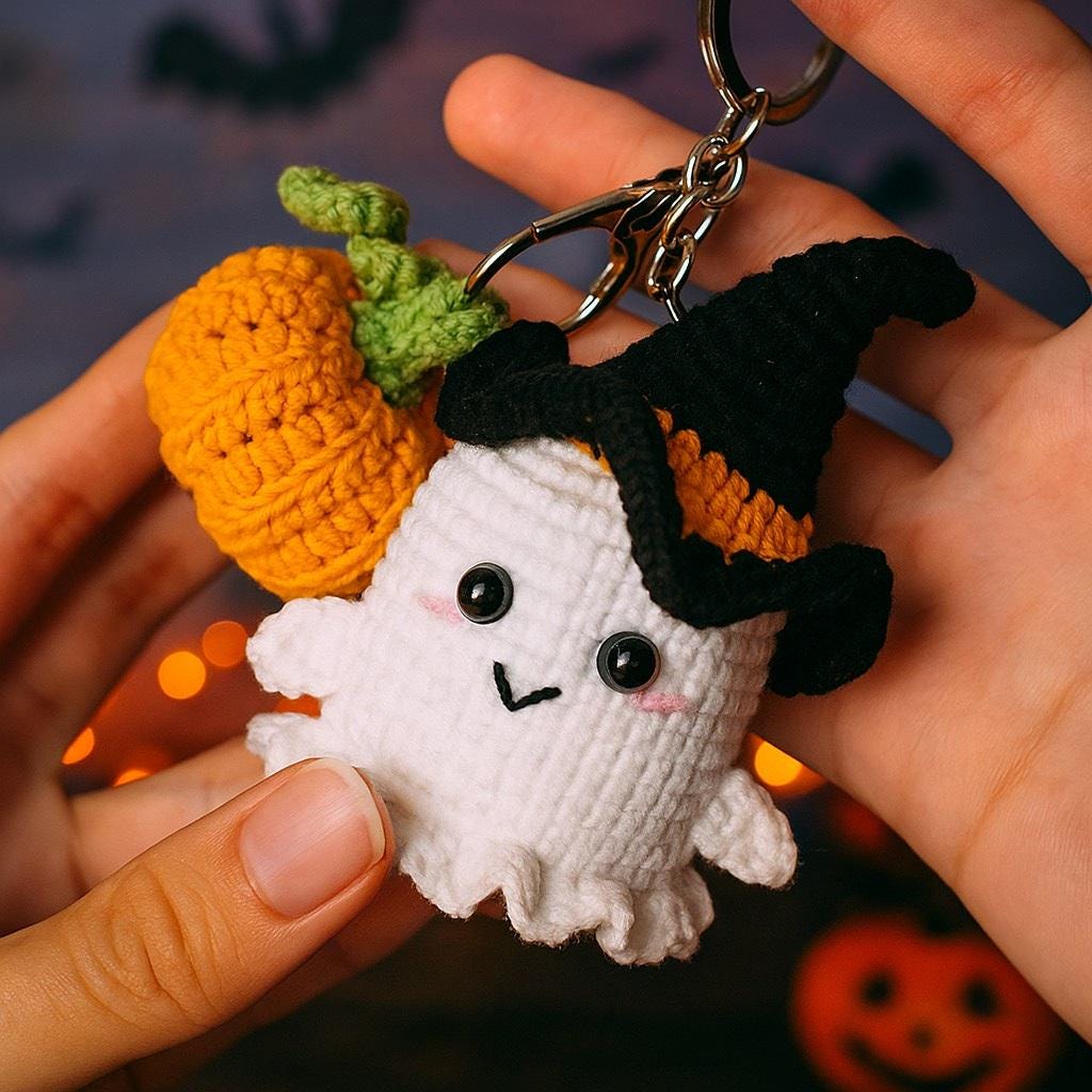 Macrame Ghost Keychains Ghost Keychain Crochet Pattern PDF, Cute Halloween Bag Charm, Spooky ...