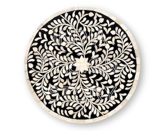 Tablero de mesa con incrustaciones florales de hueso: elegancia artesanal con arte atemporal - Muebles decorativos con incrustaciones hechos a mano