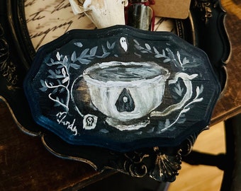 Original Witch Deadly Teetasse von Mandy Higgs