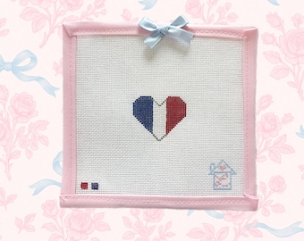 Mini Paris Heart Flag Hand-Painted Needlepoint Canvas – Paris France