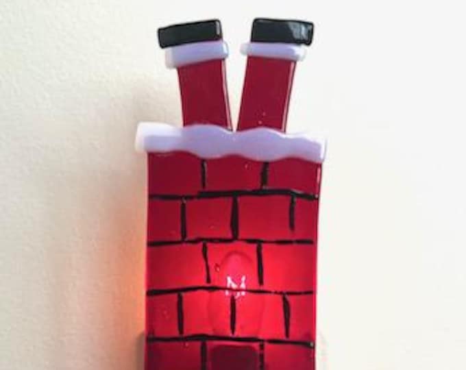 Fused Glass Santa in the Chimney Nightlight, Christmas Nightlight, Holiday Light, Holiday Decoration