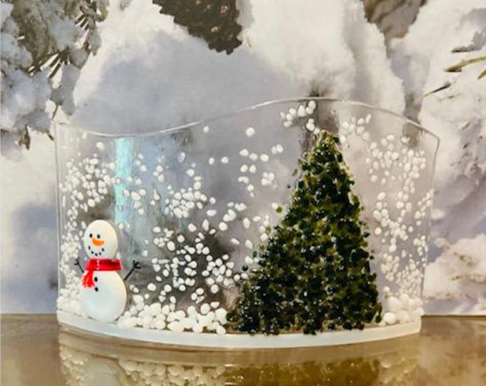 Winter Scene Fused Glass Window Sill Art, Curved Snowman Art, Holiday Glass Curve, Christmas Decor. Holiday Decoration