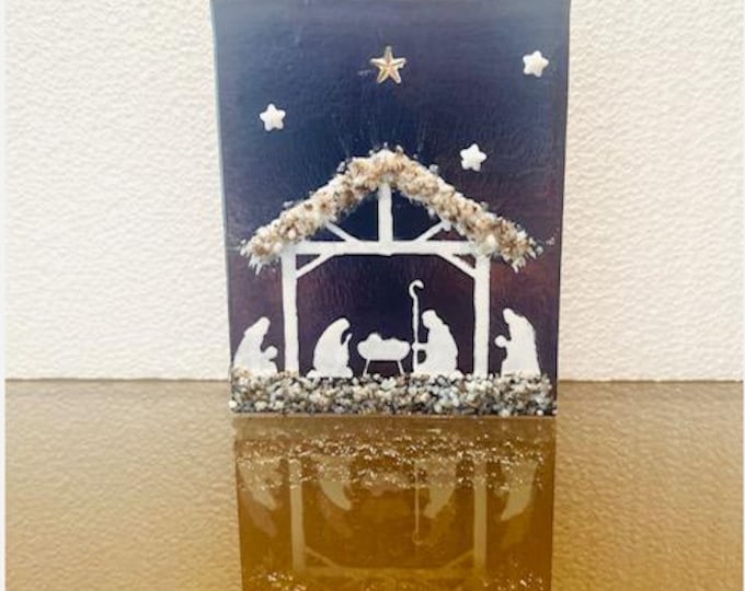 Fused Glass Nativity Scene on Iridescent Glass, Christmas Scene, Christmas Decoration