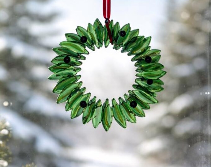 Fused Glass Christmas Wreath Suncatcher, Holiday Window Decoration