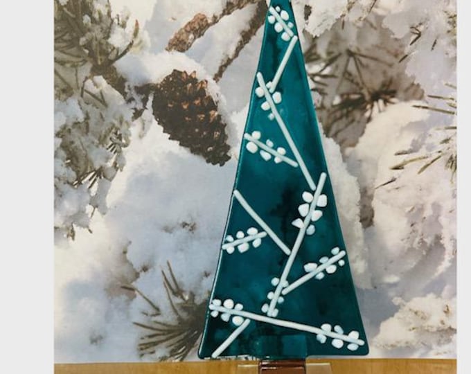 EMERALD FROST Fused Glass Christmas Tree, Glass Tree, Windowsill Art, Holiday Tree, Emerald Glass Tree, Holiday Decoration, Christmas