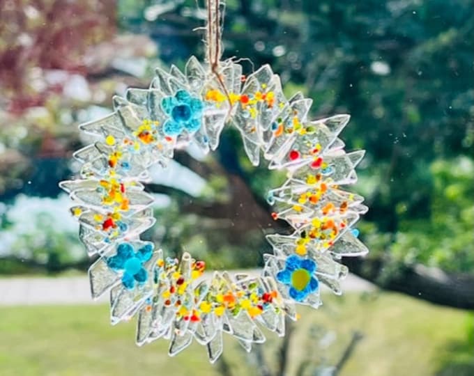 Fused Glass Crystal Wreath Suncatcher, Glass Window Decoration, Flower Suncatcher