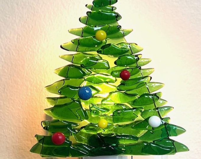 Oh Christmas Tree Nightlight, Christmas Nightlight, Holiday Light, Holiday Decoration