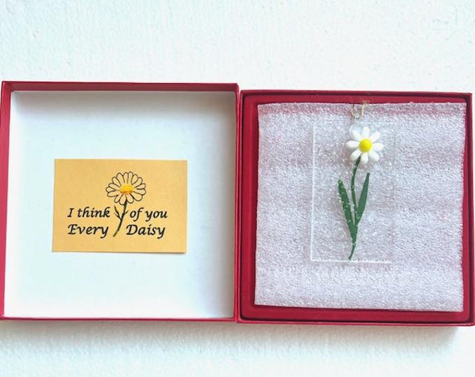 Fused Glass Daisy Suncatcher: Thinking of you, Gift Boxed