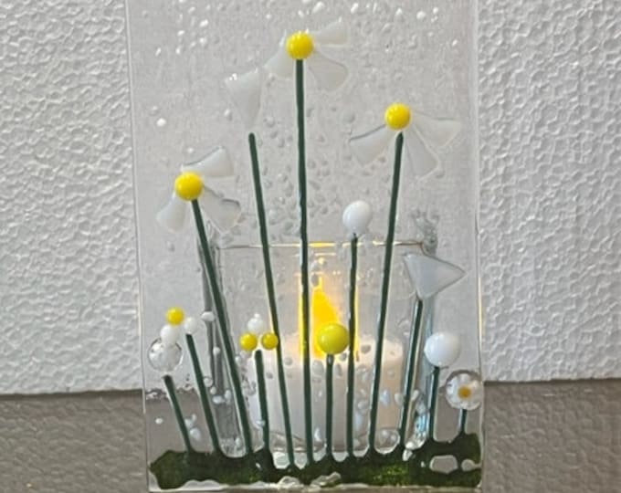Fused Glass Daisy Candle Holder, Flower Votive Holder, Flowering Garden Tealight Holder, Bringing the Outside In