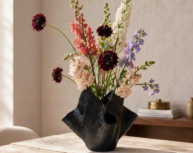 Fused Glass Tea Light Holder: Black/White Plant Holder