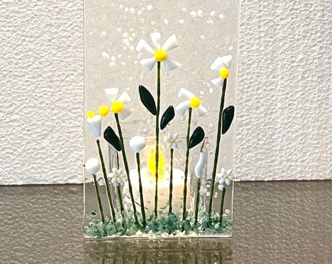 Fused Glass Daisy Candle Holder, Flower Votive Holder, Flowering Garden Tealight Holder, Bringing the Outside In